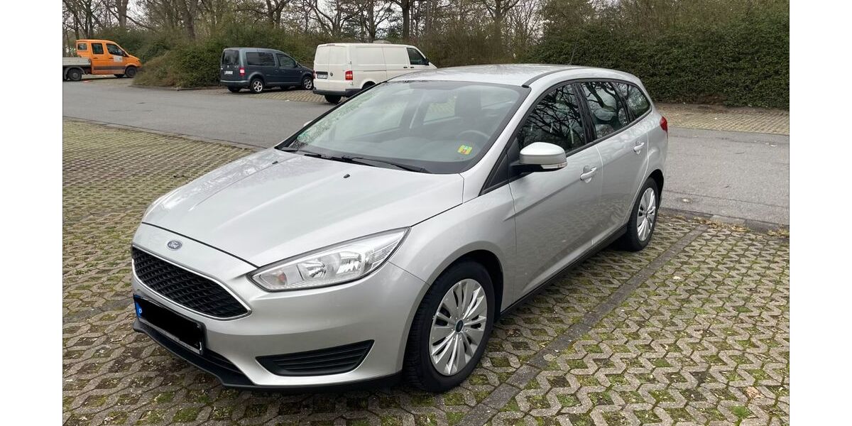 Ford Focus 76.000 km 8.200 &euro; Darmstadt 65289