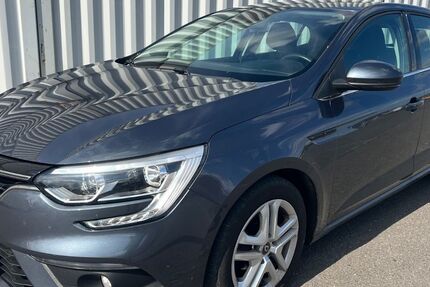 Renault Megane 295.000 km 4.299 &euro; Berlin 12057