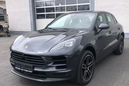 Porsche Macan 212.000 km 33.261 € Düren 52351