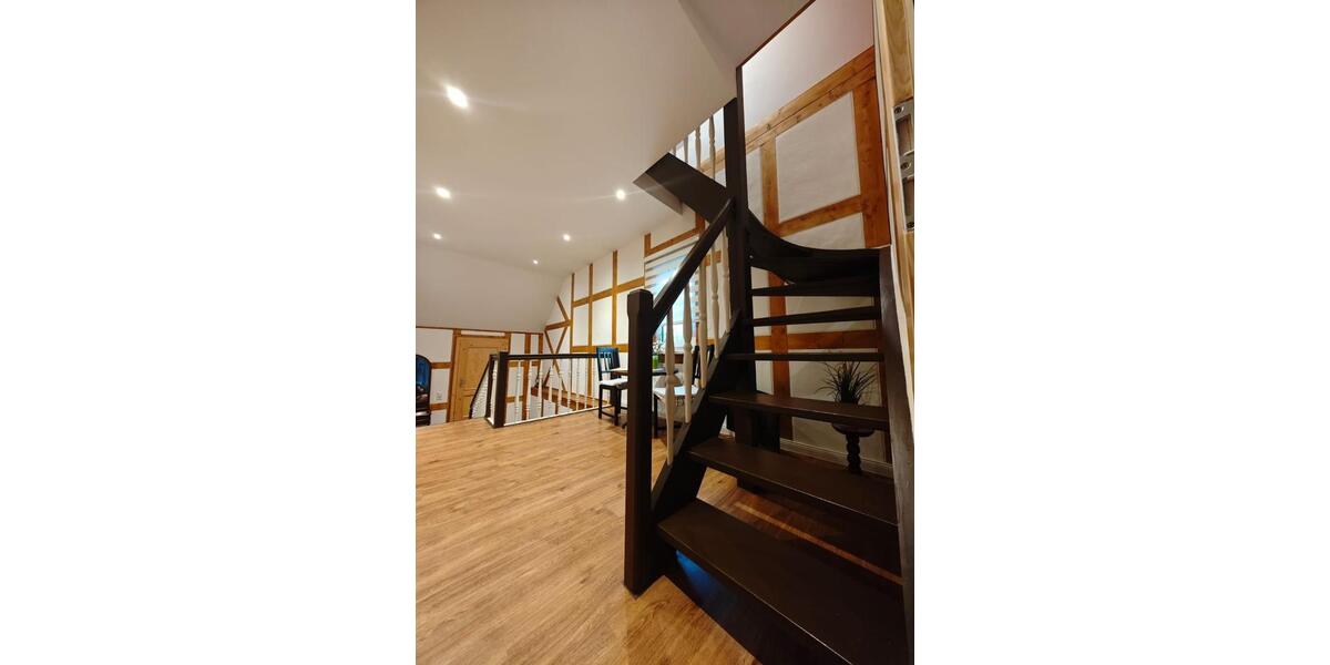 Einfamilienhaus Sonneberg - 10 Zimmer, 245 m&sup2;, 198.000&euro; | Angebot:25348277