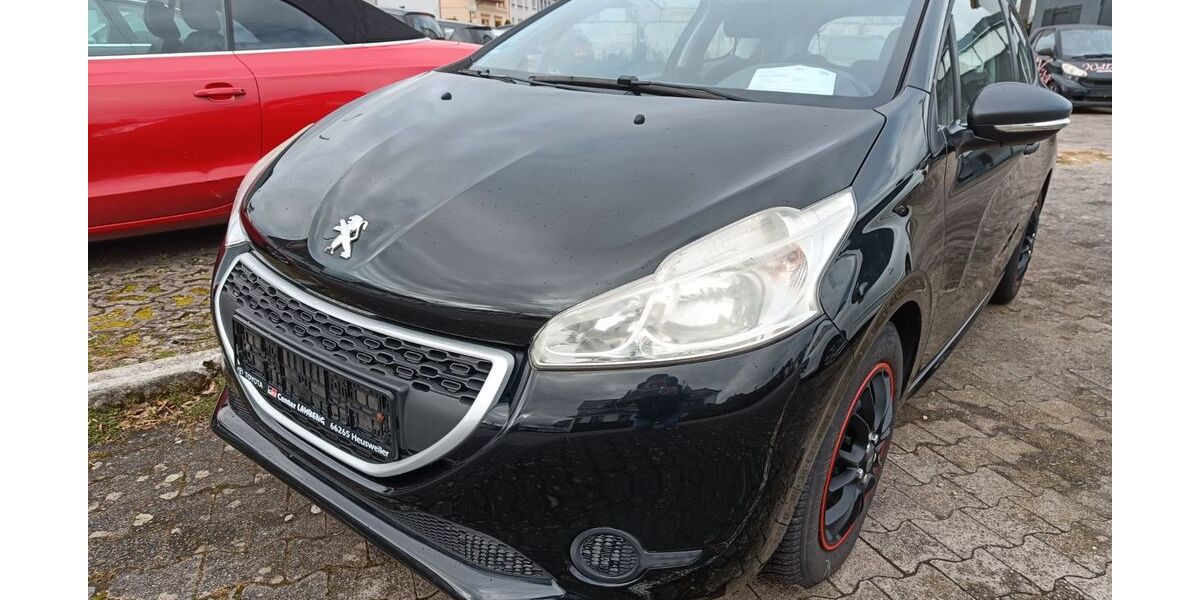 Peugeot 208 93.000 km 3.500 &euro; ensdorf 66806