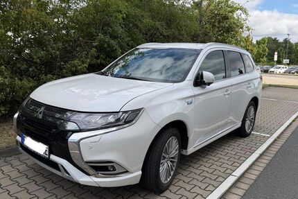 Mitsubishi Outlander 108.616 km 18.399 &euro; Leipzig 04158