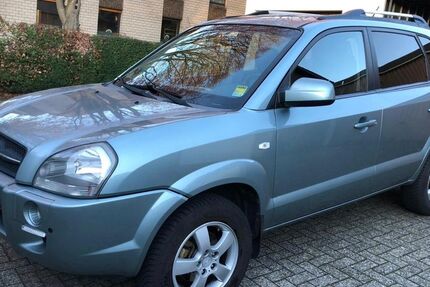 Hyundai TUCSON 141.000 km 5.800 € Ratingen 40880