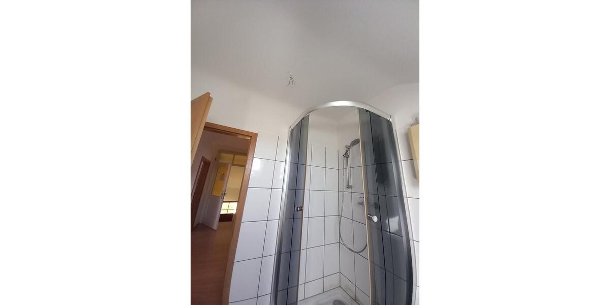 Dachgeschoßwohnung Saarbrücken West - 3 Zimmer, 50 m&sup2;, 450&euro; | Angebot:25619835