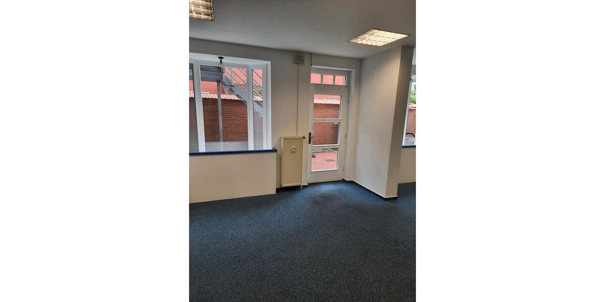 Gewerbeobjekt Güstrow - 2.200&euro; | Angebot:26448538
