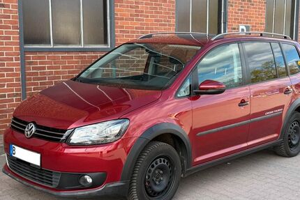 VW Touran 236.254 km 8.995 &euro; Berlin 12347