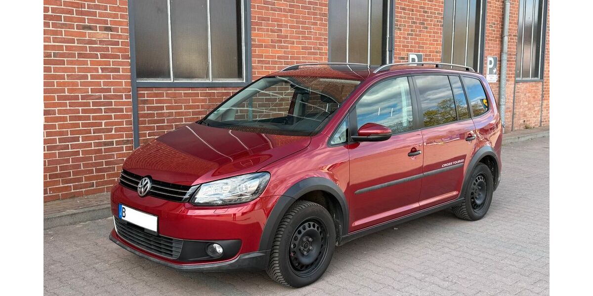 VW Touran 236.254 km 8.995 &euro; Berlin 12347