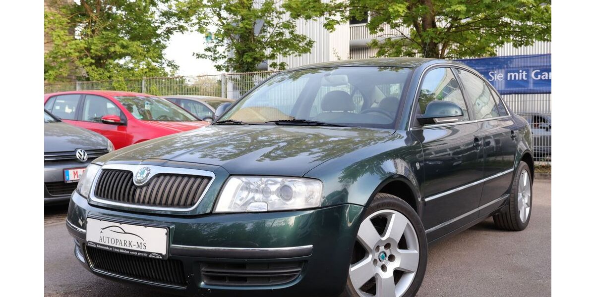 Skoda Superb 200.000 km 3.990 &euro; München 81243