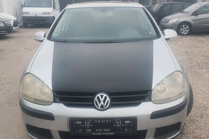VW Golf 120.000 km 4.900 € Bonn 53227