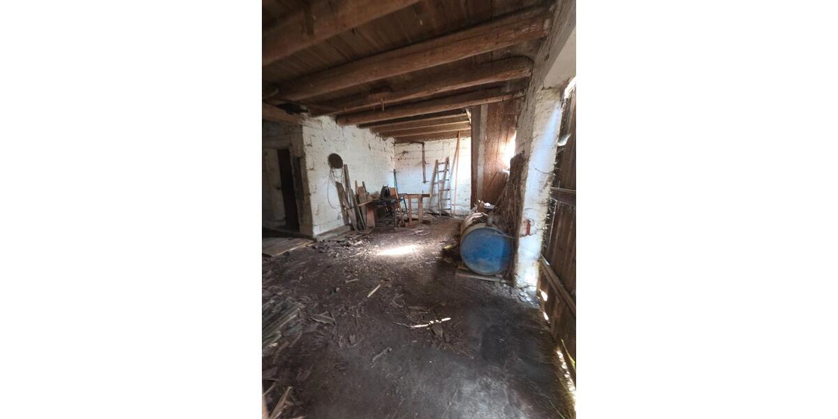 Bauernhaus, Landhaus Schirnding - 8 Zimmer, 120 m&sup2;, 49.000&euro; | Angebot:27137861
