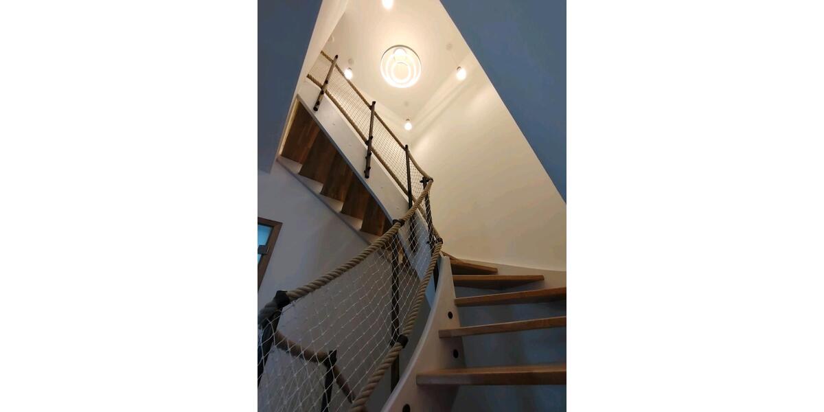 Doppelhaushälfte Pollenfeld - 5.5 Zimmer, 165 m&sup2;, 1.750&euro; | Angebot:24808306