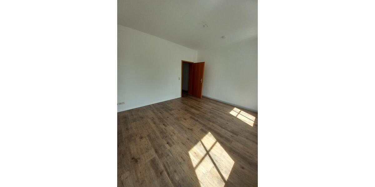 Etagenwohnung Waldheim - 2 Zimmer, 43 m&sup2;, 249&euro; | Angebot:23558662