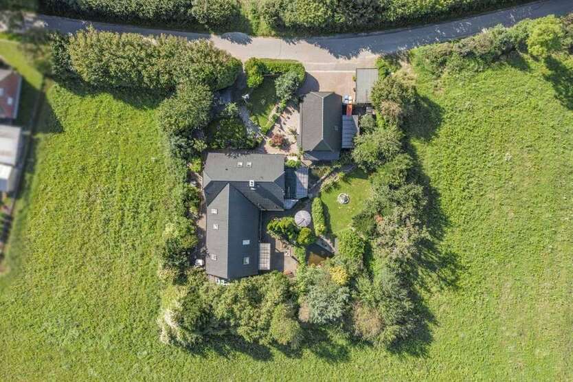 Haus zum Kaufen in Felm 849.000 € 275.43 m²