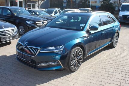 Skoda Superb 94.500 km 27.400 &euro; Berlin 12057