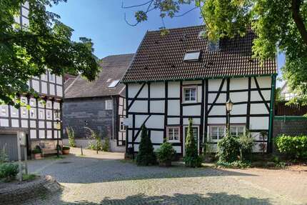 Haus zum Kaufen in Hattingen 528.000 € 173.48 m²