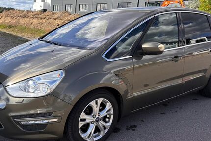 Ford S-Max 272.800 km 5.555 &euro; Ostrach 88356