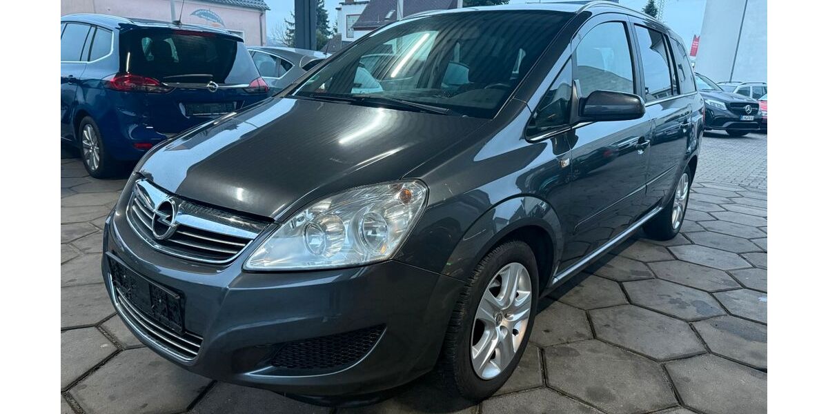 Opel Zafira 156.000 km 3.799 &euro; Elz 65604
