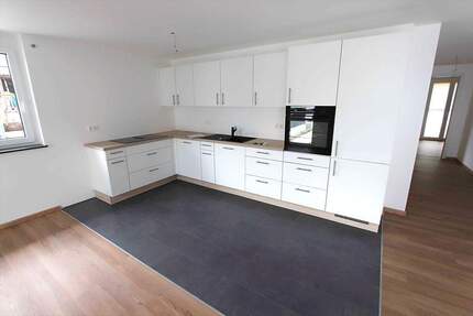 Wohnung Villingen-Schwenningen Schwenningen - 4 Zimmer, 112 m&sup2;, 1.060&euro; | Angebot:25426808