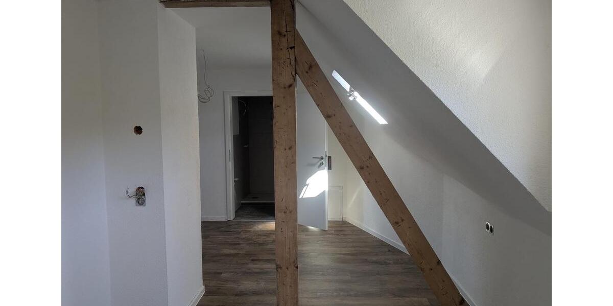 Dachgeschoßwohnung Ottweiler - 2 Zimmer, 53 m&sup2;, 650&euro; | Angebot:26385324