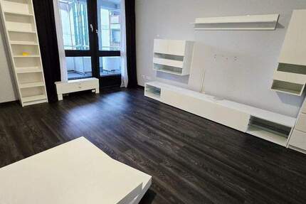 Wohnung Nürnberg Röthenbach b Schweinau - 3 Zimmer, 80 m&sup2;, 1.140&euro; | Angebot:25601082