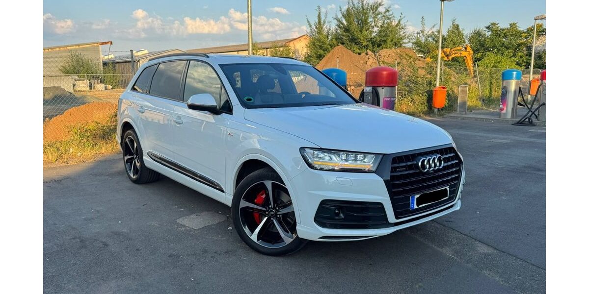 Audi Q7 184.500 km 3.800 € Offenbach am Main 63069