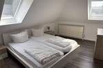 Fast am Strand! Atelier-Wohnung über2 Ebenen
