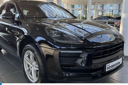Porsche Macan 105.000 km 49.390 &euro; Wiehl 51674