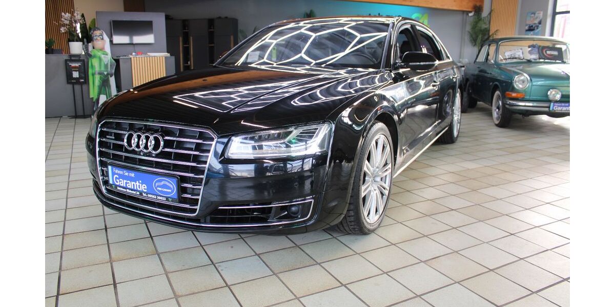 Audi A8 278.411 km 19.900 &euro; Rödental 96472