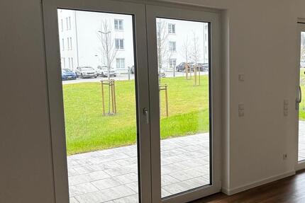 Wohnung Zwickau - 3 Zimmer, 102 m&sup2;, 1.300&euro; | Angebot:25048389