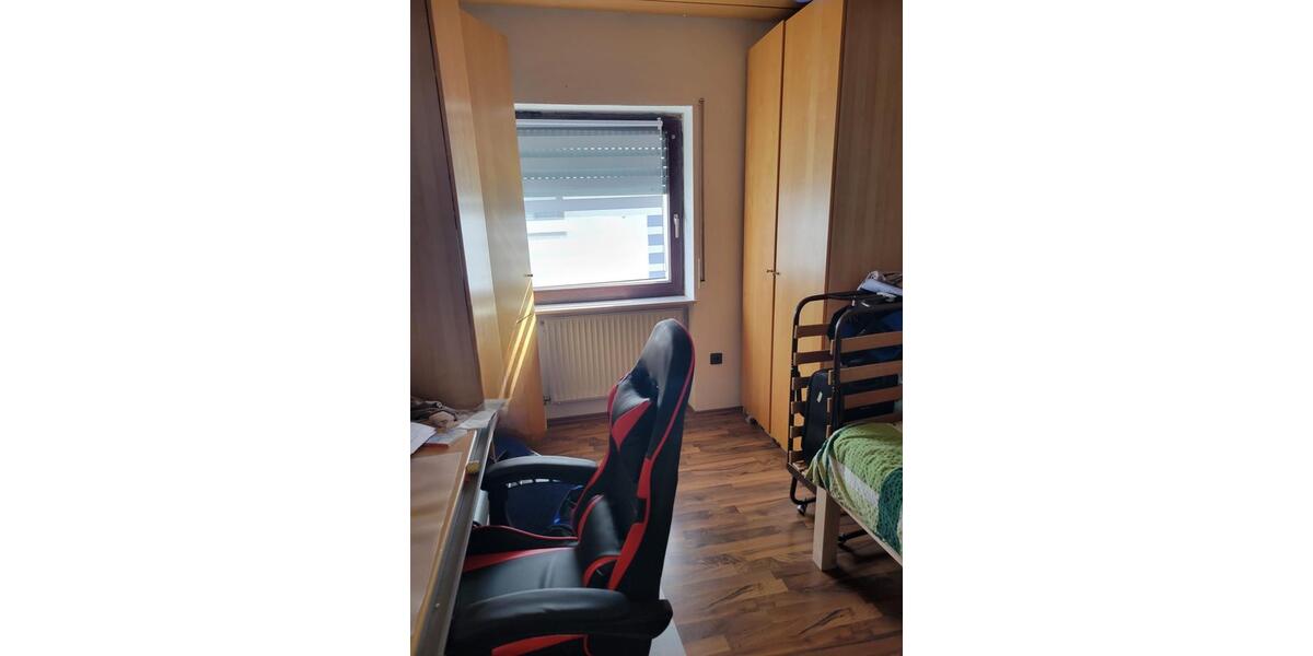 Etagenwohnung Schifferstadt - 3.5 Zimmer, 85 m&sup2;, 260.000&euro; | Angebot:25367823