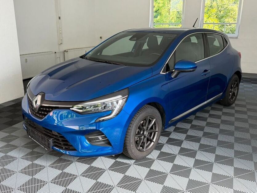 Clio