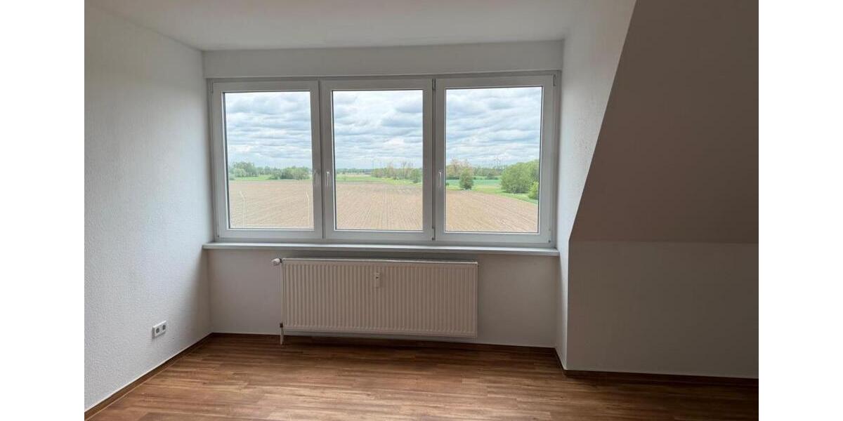Dachgeschoßwohnung Kyritz - 3 Zimmer, 86 m&sup2;, 599&euro; | Angebot:26562005