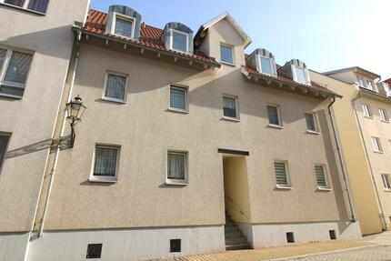 DG Wohnung 2-Zi, freistehend, frisch renoviert 2 zimmer