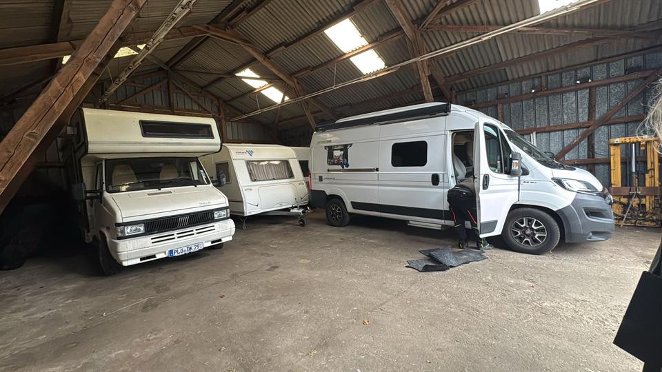 Halle zum Unterstellen zimmer