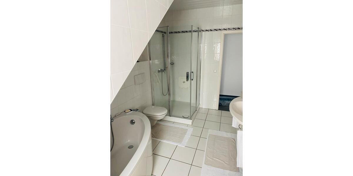 Einfamilienhaus Lengede - 7 Zimmer, 143 m&sup2;, 395.000&euro; | Angebot:25360624