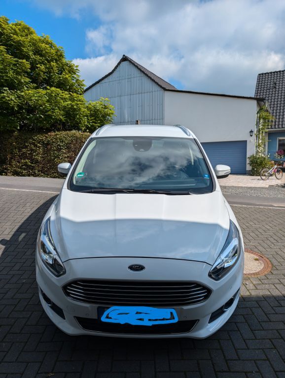 S-Max