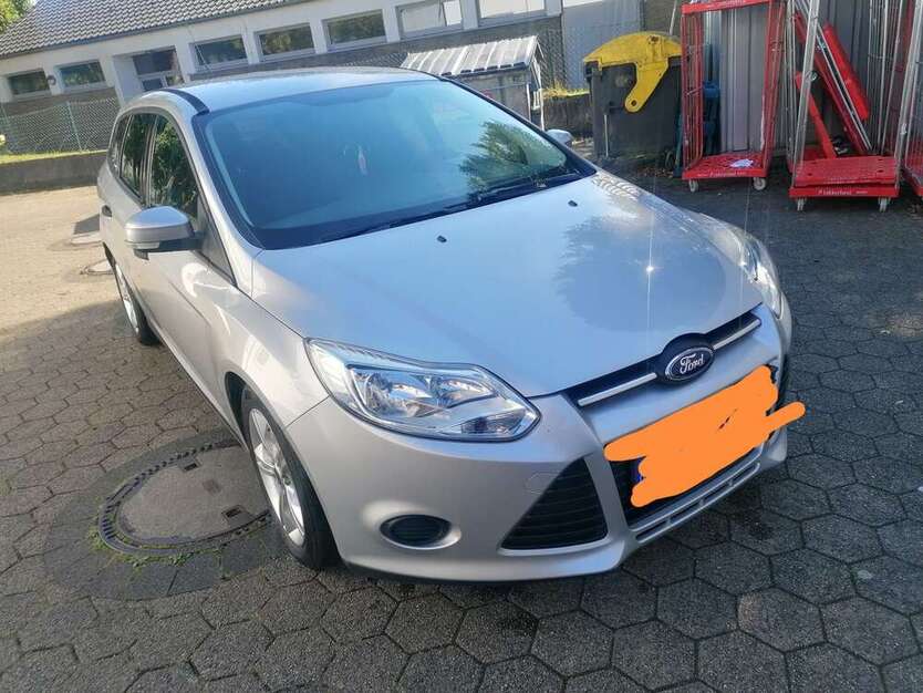 Ford Focus 109.000 km 4.999 € Burscheid 51399