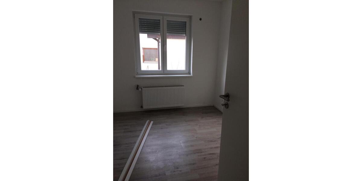 Etagenwohnung Murrhardt - 4.5 Zimmer, 100 m&sup2;, 1.100&euro; | Angebot:26681892
