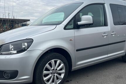 VW Caddy 336.000 km 5.900 &euro; Berlin 12057