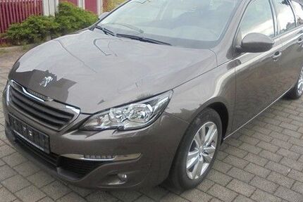 Peugeot 308 63.700 km 9.900 € Fürth 90763