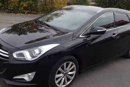 Hyundai i40 231.000 km 5.700 € Zülpich 53909