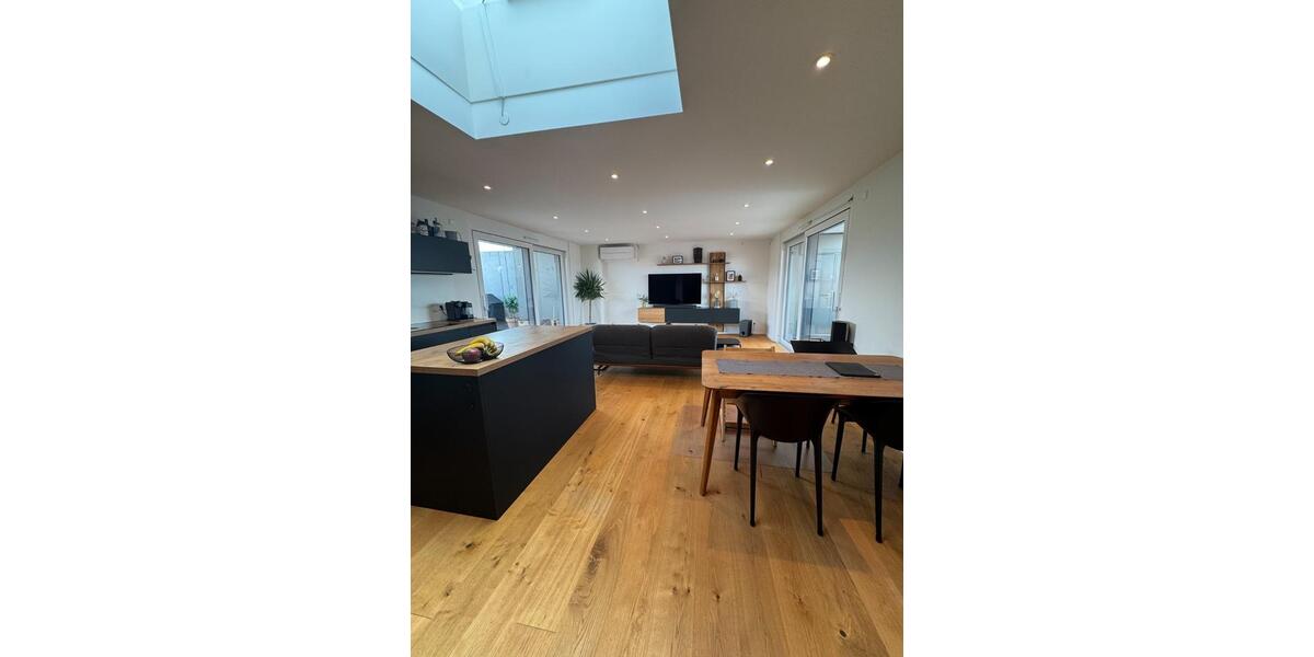 Einfamilienhaus Markgröningen - 3.5 Zimmer, 140 m&sup2;, 2.150&euro; | Angebot:24811604