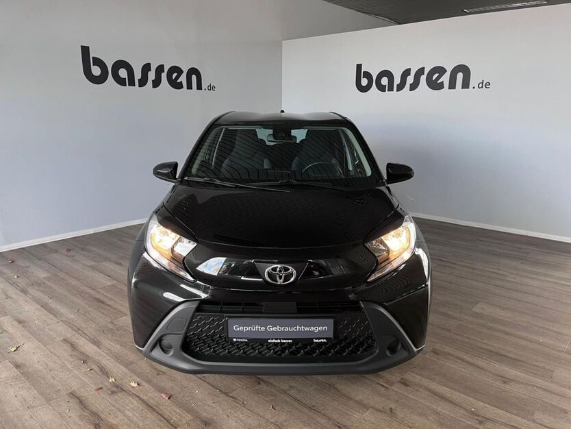 Toyota Aygo (X) 16.763 km 13.990 € Rotenburg 27356