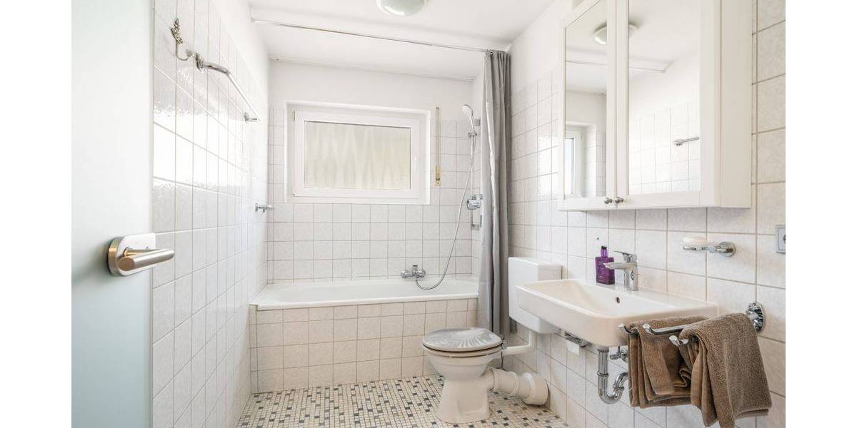 Etagenwohnung Konstanz Wallhausen - 2 Zimmer, 73 m&sup2;, 398.000&euro; | Angebot:26334744