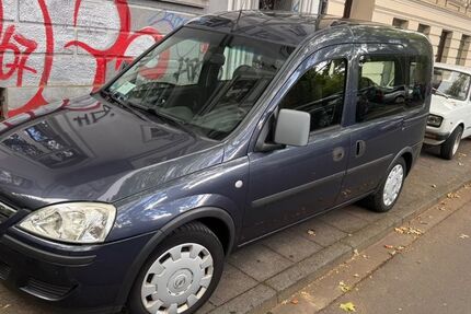 Opel Combo 170.400 km 2.490 &euro; Köln 50674