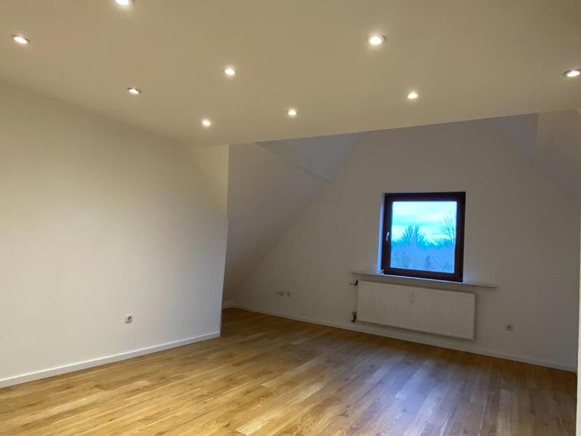 Charmante 2-Zimmer-Dachgeschoßwohnung Gründerzeithaus Sterkrade