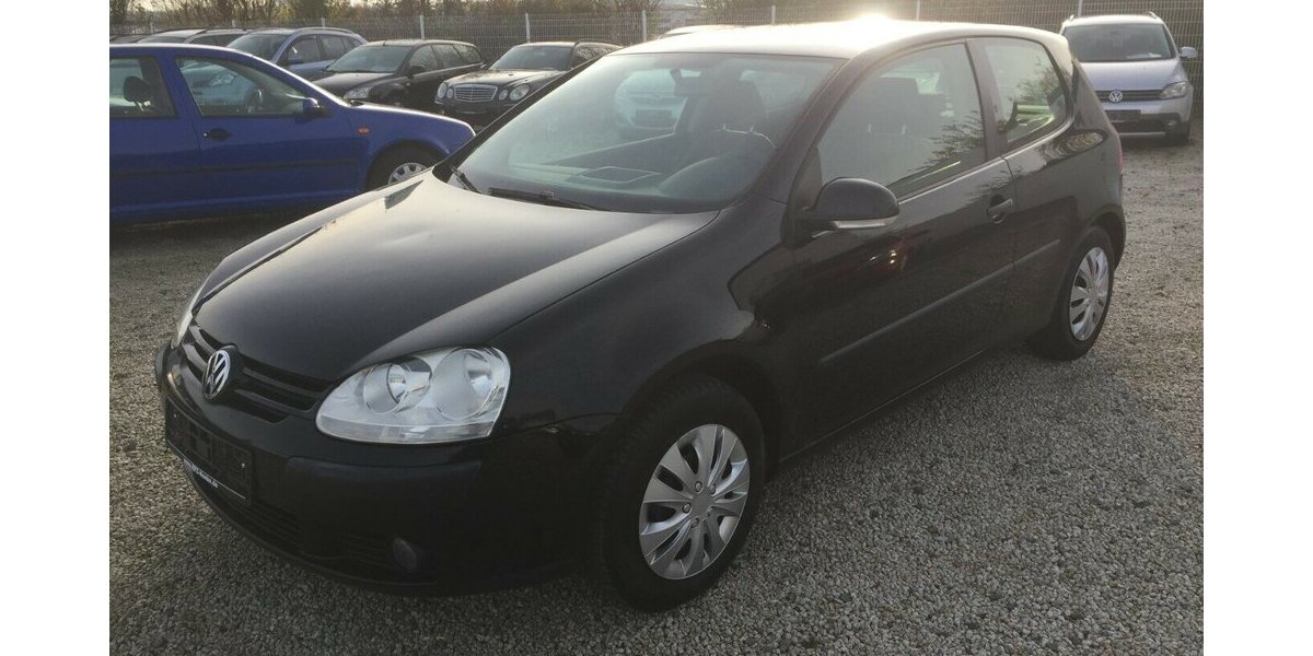 VW Golf Trendline, Klima,el.Fh. 2 Hd.,Tüv 03/28! 200.000 km 2.600 &euro; Himmelkron 95502