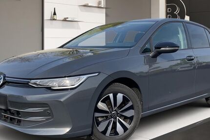 VW Golf 32.679 km 23.888 &euro; Köln 51069