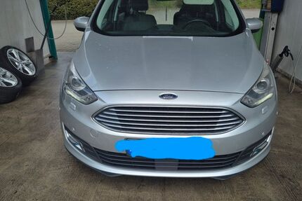Ford Grand C-Max 152.000 km 9.500 &euro; Nahrendorf 21369