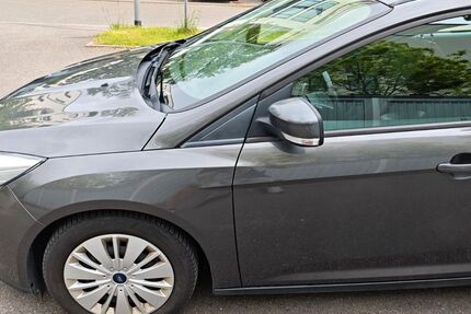 Ford Focus 122.812 km 6.000 &euro; Böblingen 71032